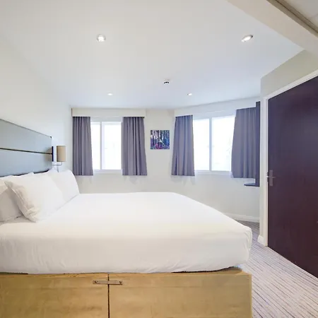 Belvilla Newport City Centre Hotel - Lifestyle Exterior photo