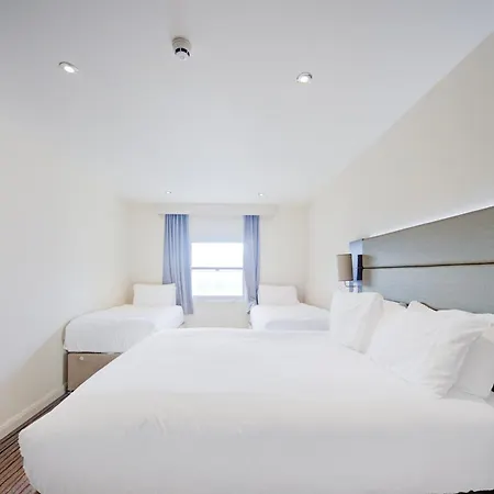 Belvilla Newport City Centre Hotel - Lifestyle Exterior photo
