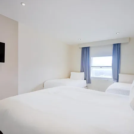 Belvilla Newport City Centre Hotel - Lifestyle Exterior photo