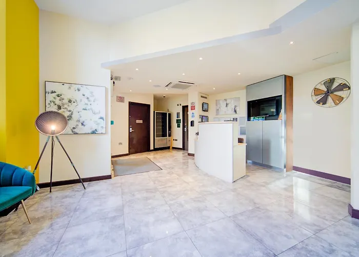 Belvilla Newport City Centre Hotel - Lifestyle