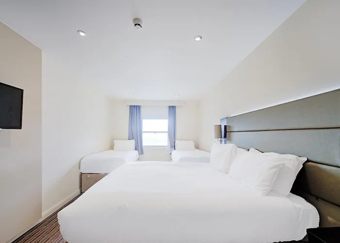 Belvilla Newport City Centre Hotel - Lifestyle