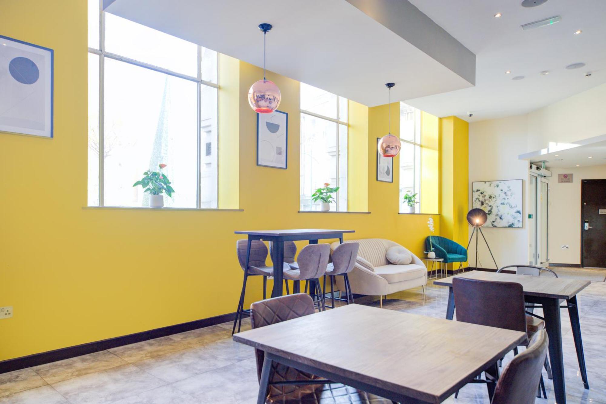 Belvilla Centre - Lifestyle Newport (Gwent)