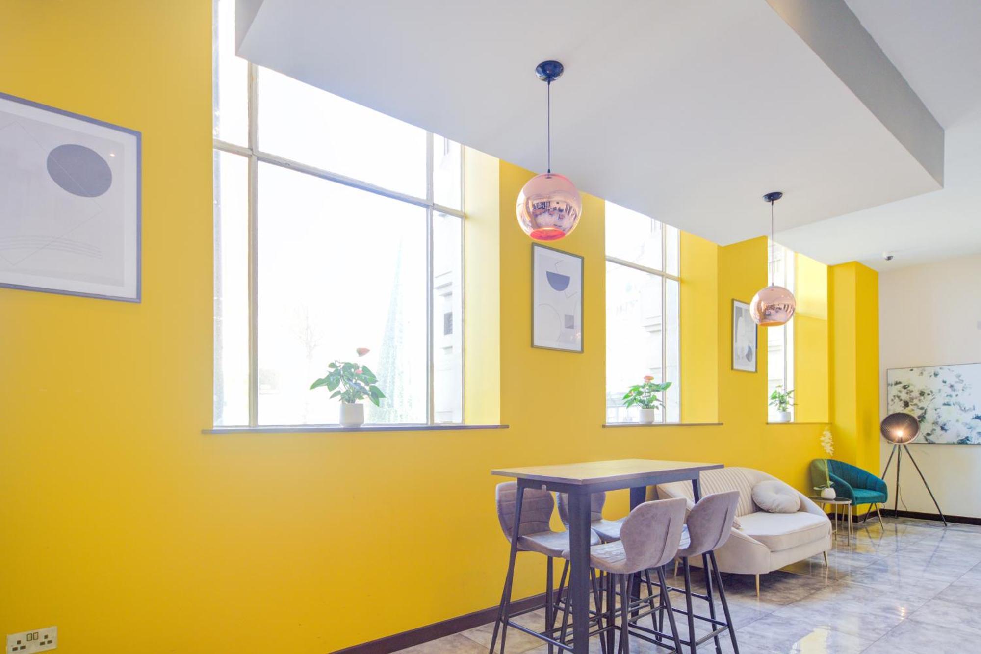 Belvilla Centre - Lifestyle * Newport (Gwent)