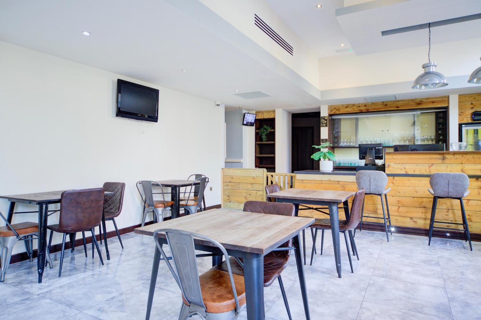 Belvilla Centre - Lifestyle Apartment Newport (Gwent)
